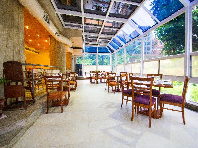 Chances Resort And Casino An Indy Resort Panaji Exterior photo