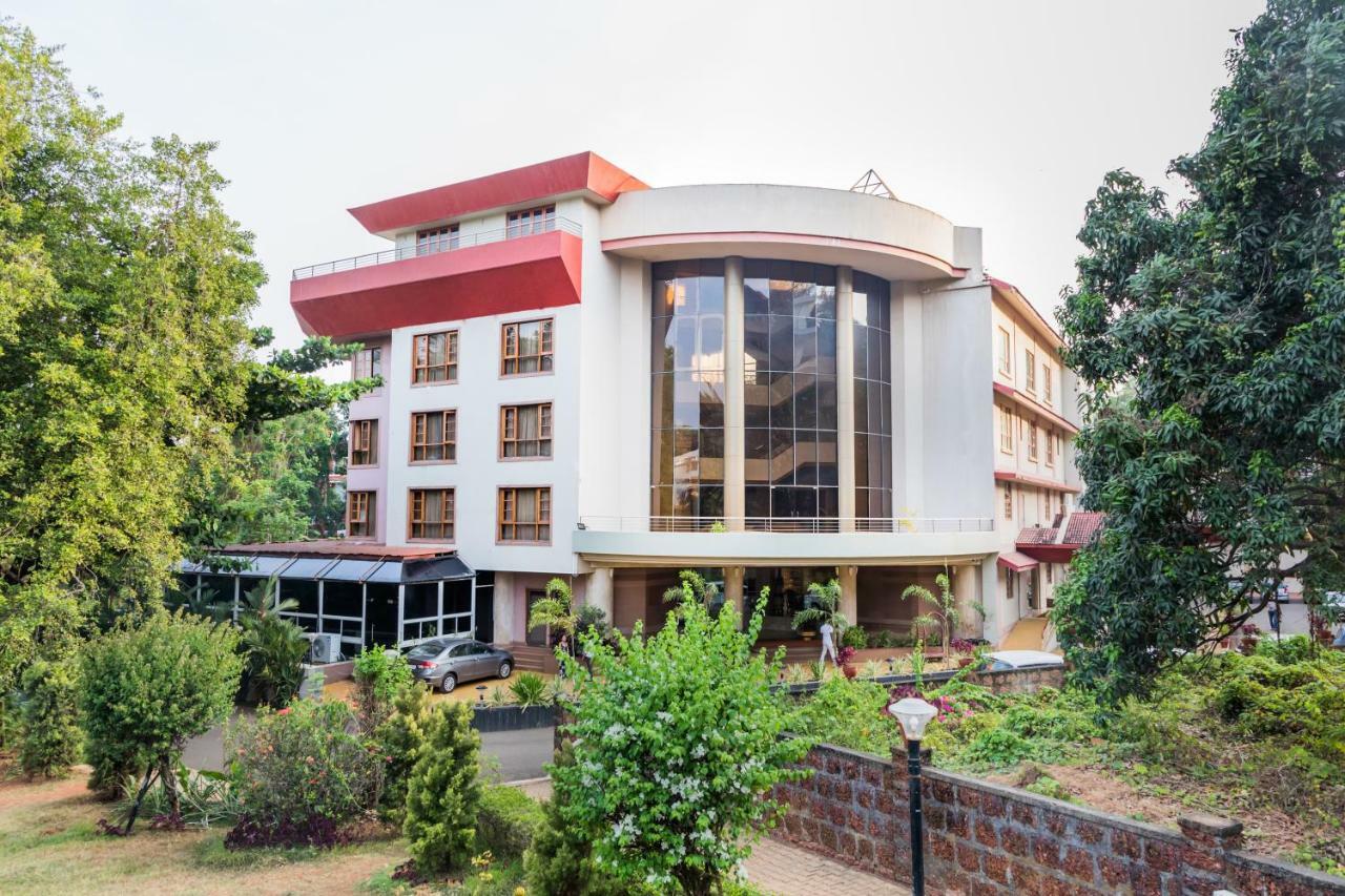 Chances Resort And Casino An Indy Resort Panaji Exterior photo