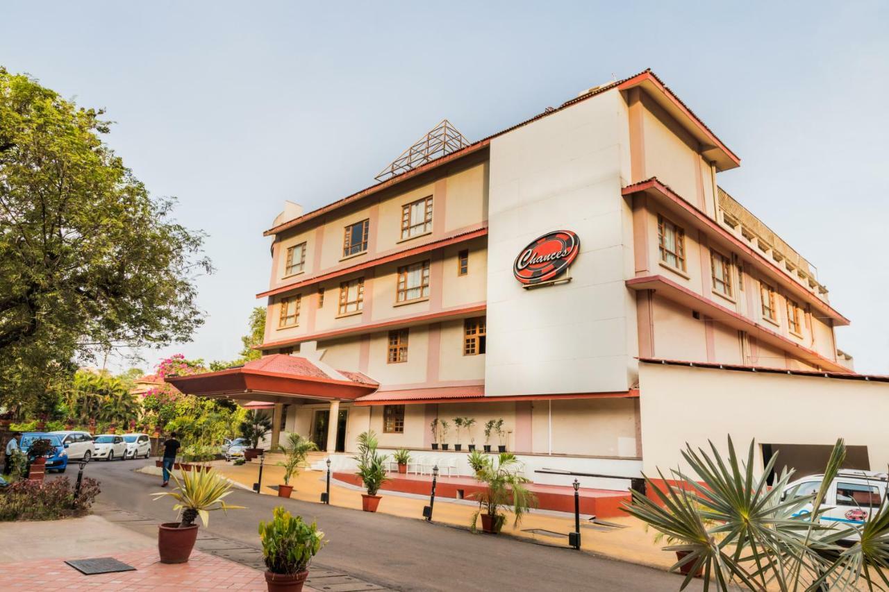 Chances Resort And Casino An Indy Resort Panaji Exterior photo